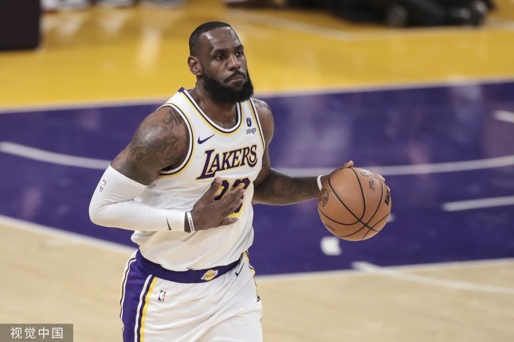 为球队撑起 为球队撑起