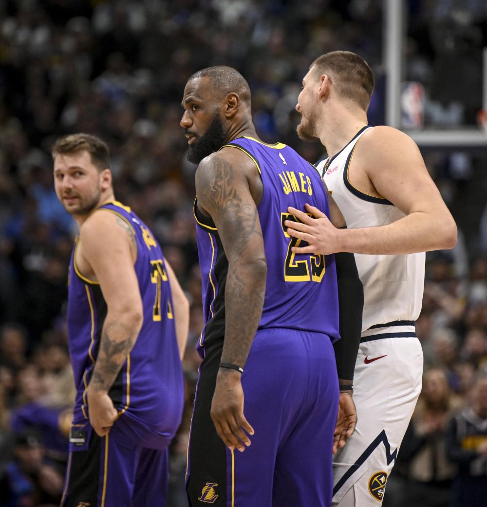 力与球员推 力与球员推