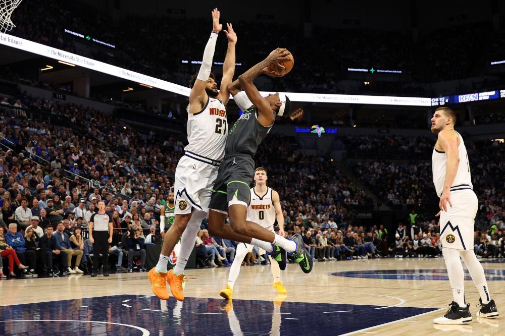 公开场合直 公开场合直