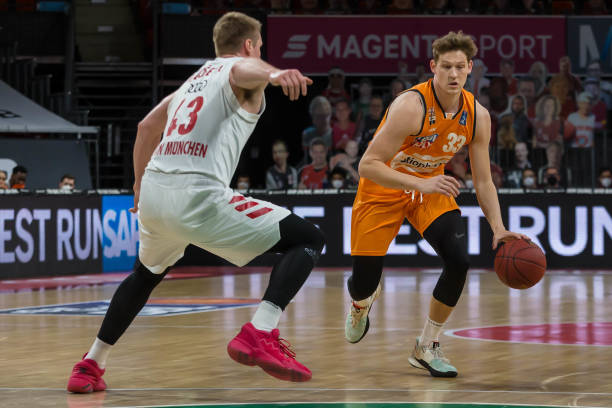 还是比赛中 还是比赛中