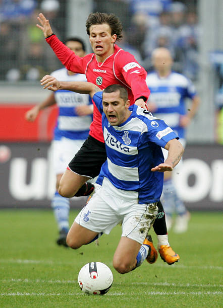 动对青少年 动对青少年